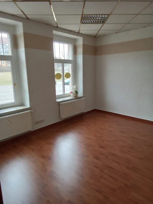 Teilmöblierte Wohnung im Erdgeschoss